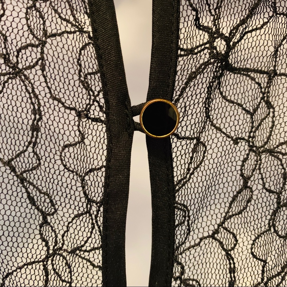Forever 21- Black and White / Fit and Flare Dress - Picture 5 of 6